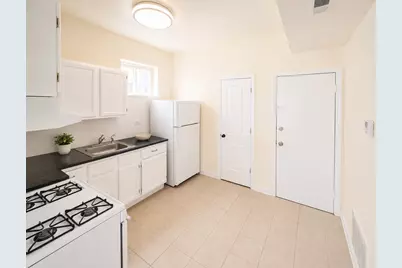 3133 W Augusta Boulevard #2E, Chicago, IL 60622 - Photo 7