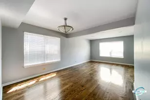 3270 Hopewell Dr, Aurora, IL 60504 - Photo 5