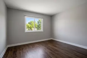 536 Alton Ct, Carol Stream, IL 60188 - Photo 5