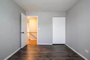 536 Alton Ct, Carol Stream, IL 60188 - Photo 11