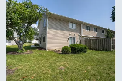 536 Alton Court, Carol Stream, IL 60188 - Photo 3