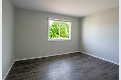 536 Alton Court, Carol Stream, IL 60188 - Photo 11