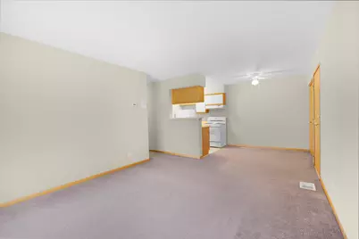 727 Elm Lane #308, Woodstock, IL 60098 - Photo 5