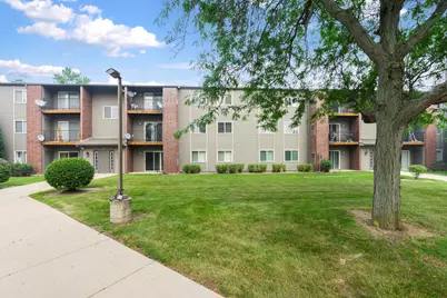 727 Elm Lane #308, Woodstock, IL 60098 - Photo 1