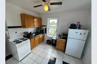 10856 S Avenue D Avenue, Chicago, IL 60617 - Photo 5