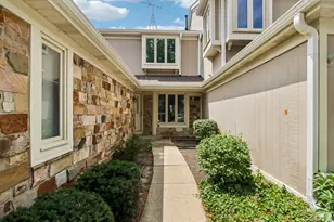373 Goshawk Ln, Deerfield, IL 60015 - Photo 39