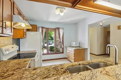 373 Goshawk Lane, Deerfield, IL 60015 - Photo 7