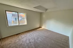 1450 Sturbridge Ct, Hoffman Estates, IL 60192 - Photo 17