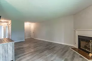 692 Hapsfield Ln, Buffalo Grove, IL 60089 - Photo 5