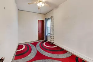 7930 S Maryland Ave, Chicago, IL 60619 - Photo 17