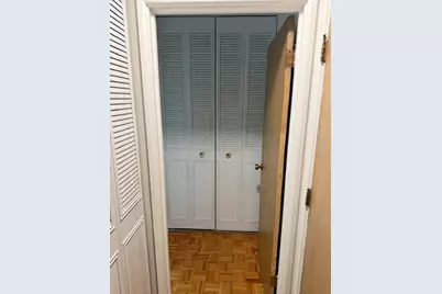 420 W Aldine Avenue #230, Chicago, IL 60657 - Photo 5