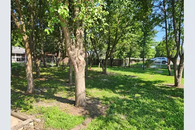 304 W Miller Road, Sterling, IL 61081 - Photo 5