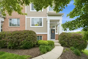 8992 Disbrow St, Huntley, IL 60142 - Photo 7