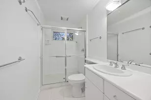 934 Yale St, Wilmette, IL 60091 - Photo 11