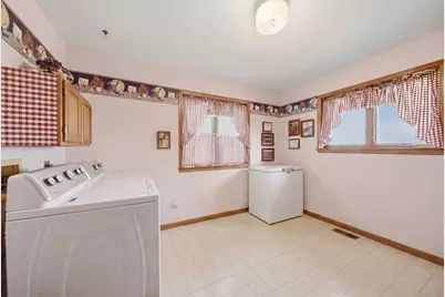 1132 Stony Point Road, Dixon, IL 61021 - Photo 25