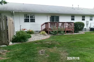 103 Fleming Ct, Watseka, IL 60970 - Photo 3