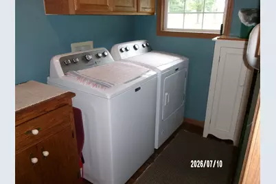103 Fleming Court #103, Watseka, IL 60970 - Photo 5