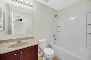 803 W Courtland St, Mundelein, IL 60060 - Photo 19