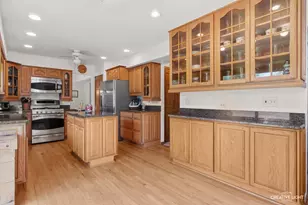 78 Forestview Ln, Aurora, IL 60502 - Photo 5