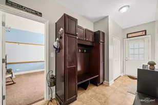 318 Winthrop Dr, Oswego, IL 60543 - Photo 21