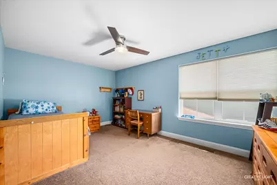 318 Winthrop Drive, Oswego, IL 60543 - Photo 17