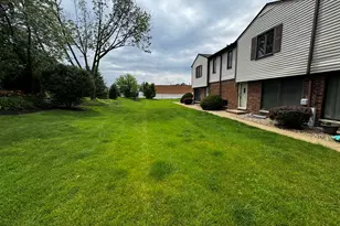 786 Greenwood Rd, Northbrook, IL 60062 - Photo 1