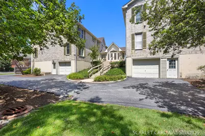 528 Pershing Avenue #E, Glen Ellyn, IL 60137 - Photo 1