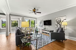 1140 E Hyde Park Blvd, Chicago, IL 60615 - Photo 3
