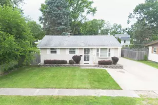 1527 S Main St, Belvidere, IL 61008 - Photo 3