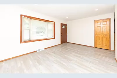 1527 S Main Street, Belvidere, IL 61008 - Photo 23