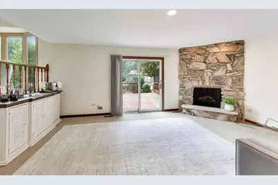 2620 N Phelps Avenue, Arlington Heights, IL 60004 - Photo 13