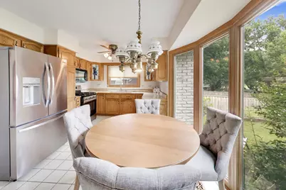 2620 N Phelps Avenue, Arlington Heights, IL 60004 - Photo 11