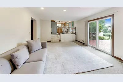 2620 N Phelps Avenue, Arlington Heights, IL 60004 - Photo 15