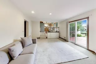 2620 N Phelps Ave, Arlington Heights, IL 60004 - Photo 15