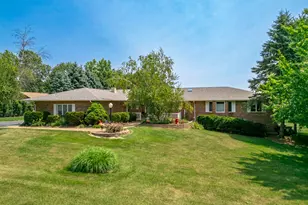 9655 Ramblin Ridge Rd, Belvidere, IL 61008 - Photo 1