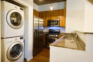 1070 W 15th St, Chicago, IL 60608 - Photo 5