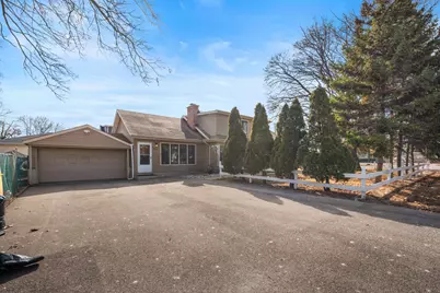 10715 Diversey Avenue, Melrose Park, IL 60164 - Photo 15