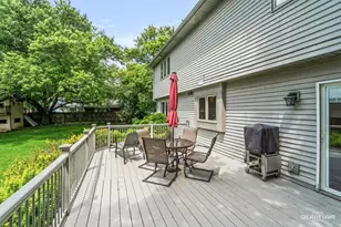37W907 Bowes Rd, Elgin, IL 60124 - Photo 29