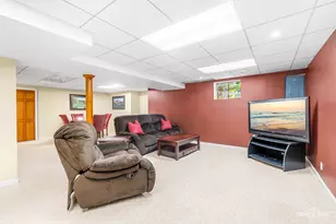37W907 Bowes Rd, Elgin, IL 60124 - Photo 25
