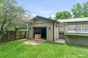 37W907 Bowes Rd, Elgin, IL 60124 - Photo 33
