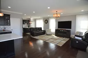 124 Roman Ln, Hawthorn Woods, IL 60047 - Photo 7