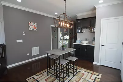 124 Roman Lane, Hawthorn Woods, IL 60047 - Photo 5