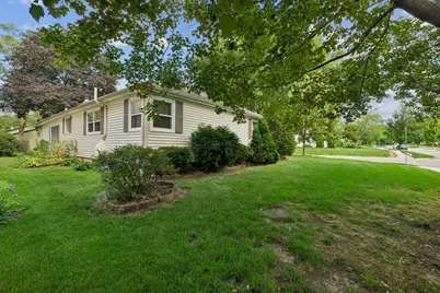 110 W 12th Avenue, Naperville, IL 60563 - Photo 3