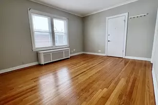 2831 N 75th Ave, Elmwood Park, IL 60707 - Photo 5