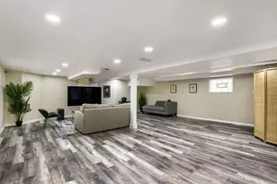 5310 N Lockwood Ave, Chicago, IL 60630 - Photo 19