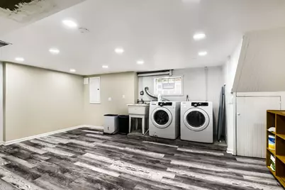 5310 N Lockwood Avenue, Chicago, IL 60630 - Photo 23