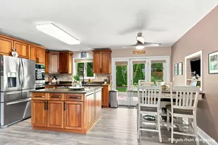2001 Villanova Dr, Johnsburg, IL 60051 - Photo 19
