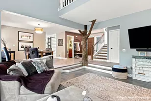 2001 Villanova Dr, Johnsburg, IL 60051 - Photo 7
