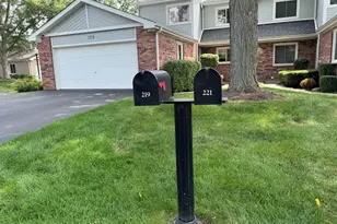 221 W Golfview Terrace, Palatine, IL 60067 - Photo 37