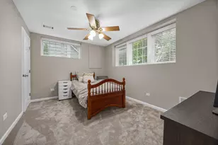 3547 Stackinghay Dr, Naperville, IL 60564 - Photo 45